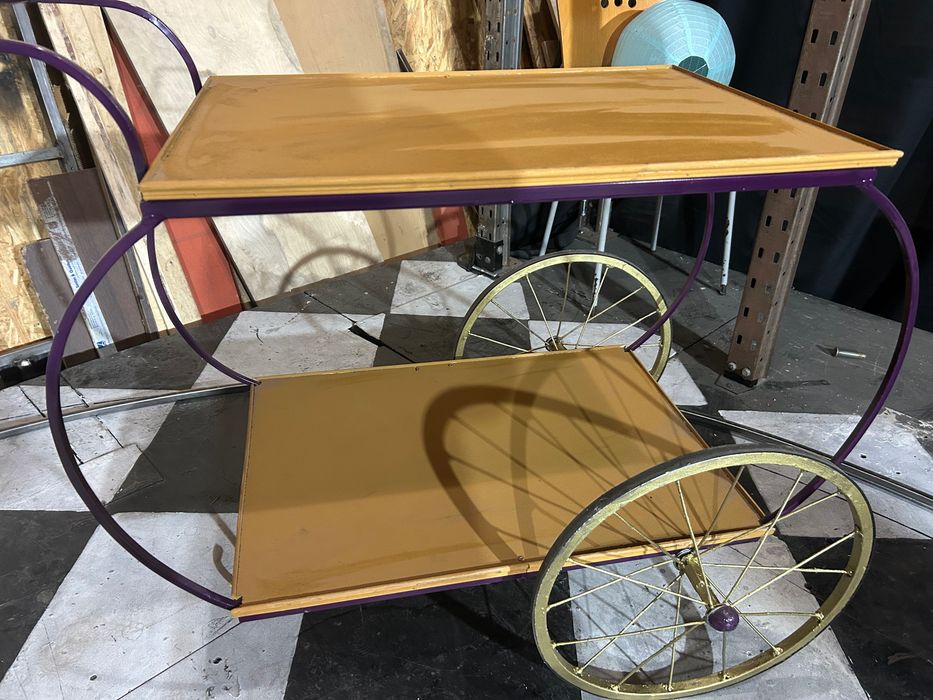 Carrinho decorativo433586065732413441