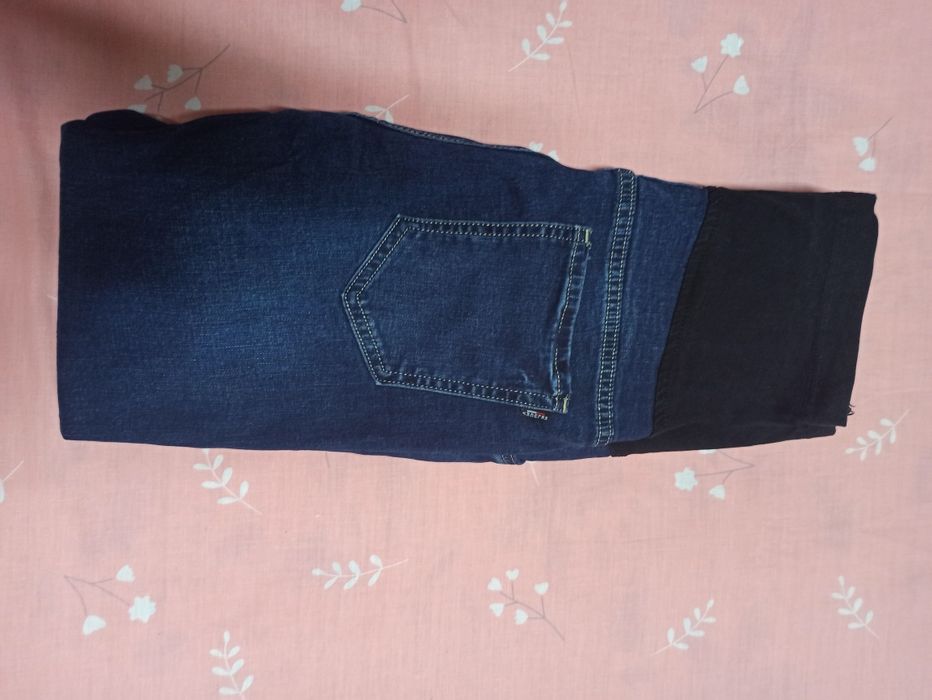 Джинсы для беременных.