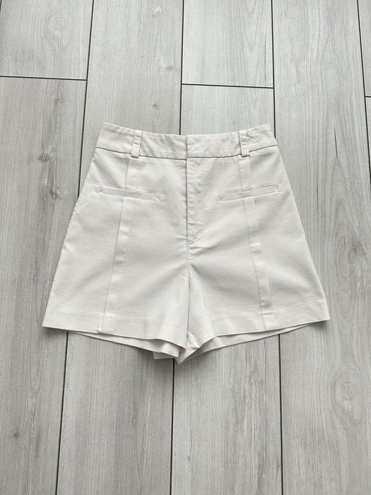 Шорти з високою посадкою