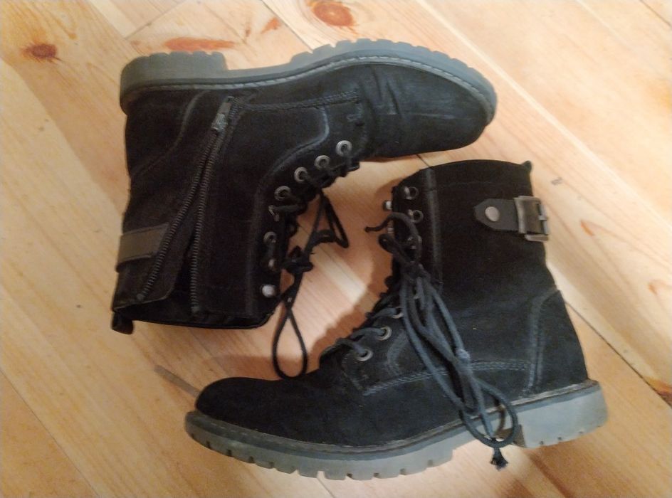 Buty młodzieżowe trzewiki czarne 37 zamsz