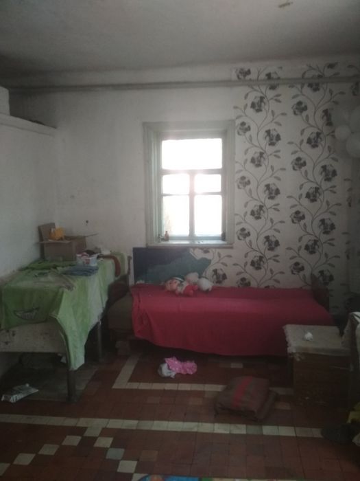 Будинок на полтавщині в тихому місці.