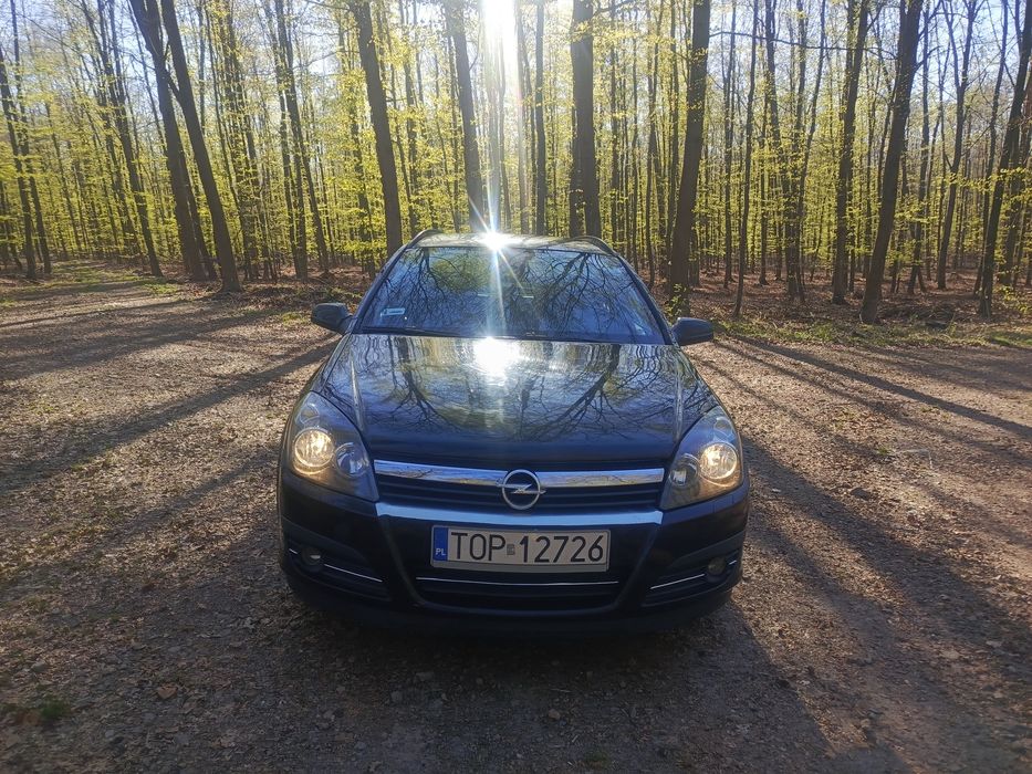Samochód Opel Astra H Turbo Diesel