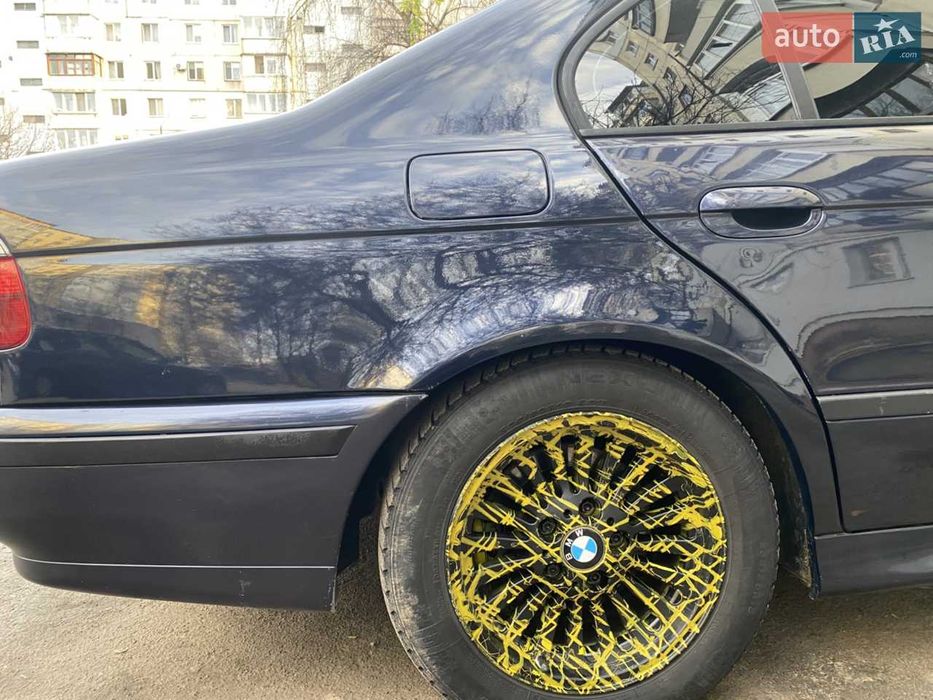 BMW 5 Series 1999 E39