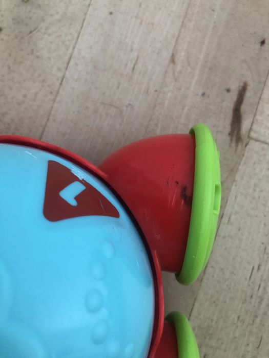 Fisher-Price, jeżdżący żółwik ze sznurkiem
