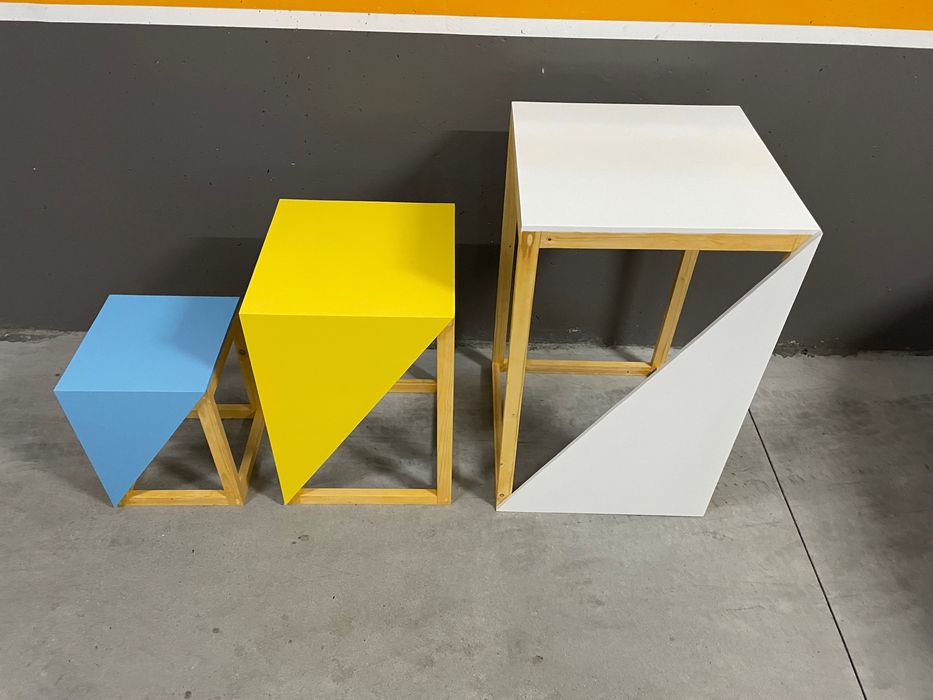 Mesas quadradas vasadas