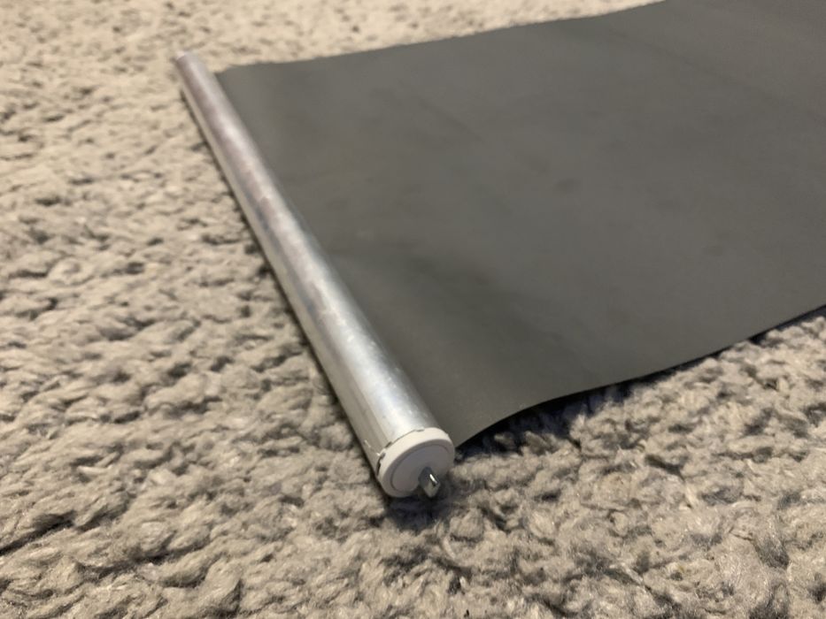 Сонцезахисна шторка на мансардне вікно 40х60 см