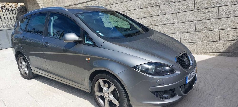 SEAT ALTEA XL com muito bom estado