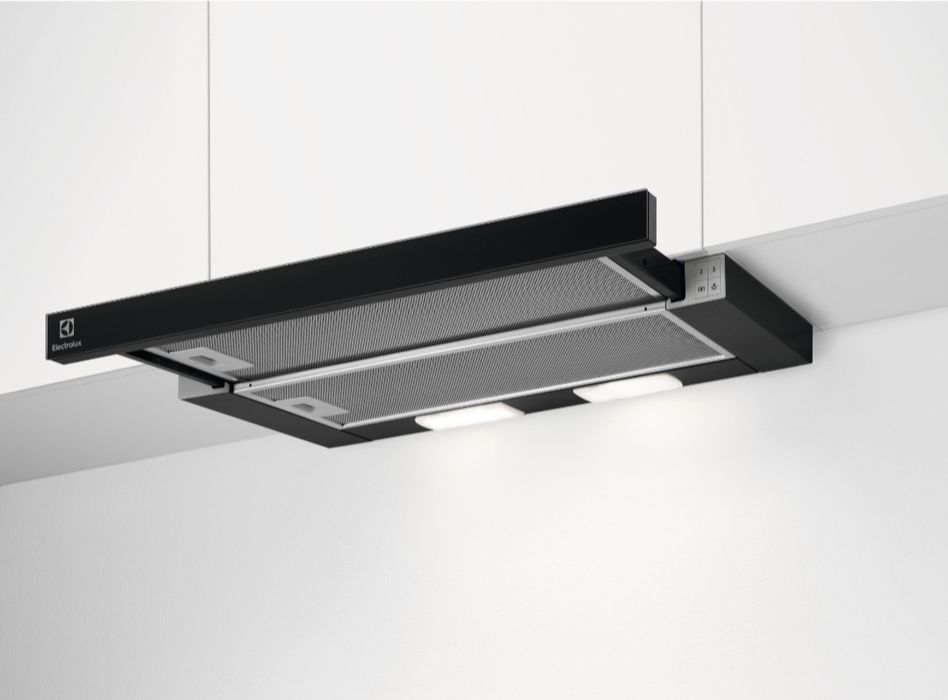Витяжка Еlectrolux LFP326FB