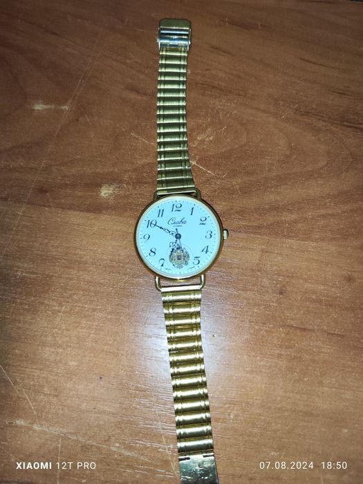 Продам часы слава Au