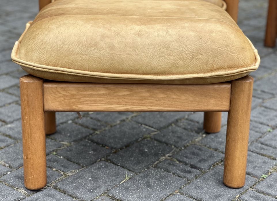 Mid century zestaw: sofa / fotel / podnóżek. Skóra bawola