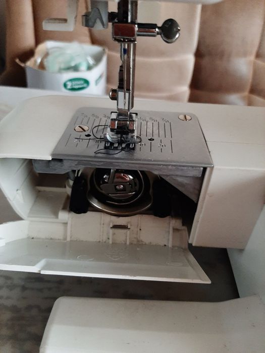 Швейна    машина