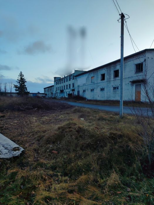 Будівля комерційна