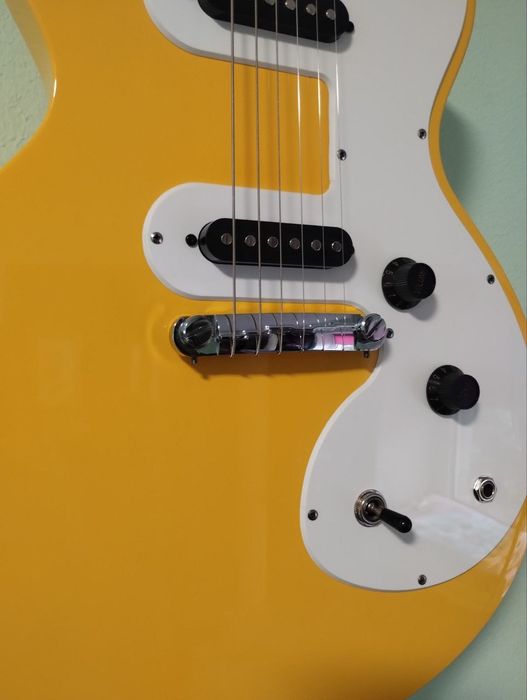Электрогитара Epiphone Les Paul