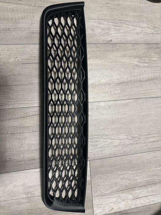 Kratka s-line a4 b6 środkowa