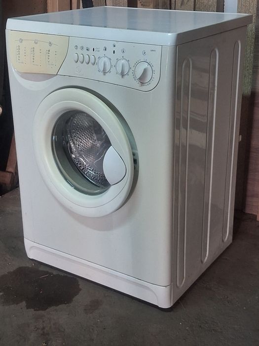Пральна машинка Indezit W84TX EX BG, 5-6 kg. Made in Italy.