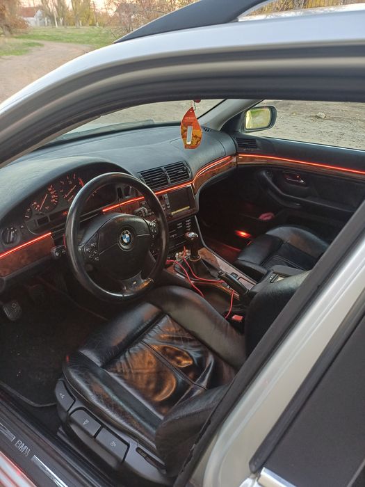 Продам BMW e39 3 л дизель