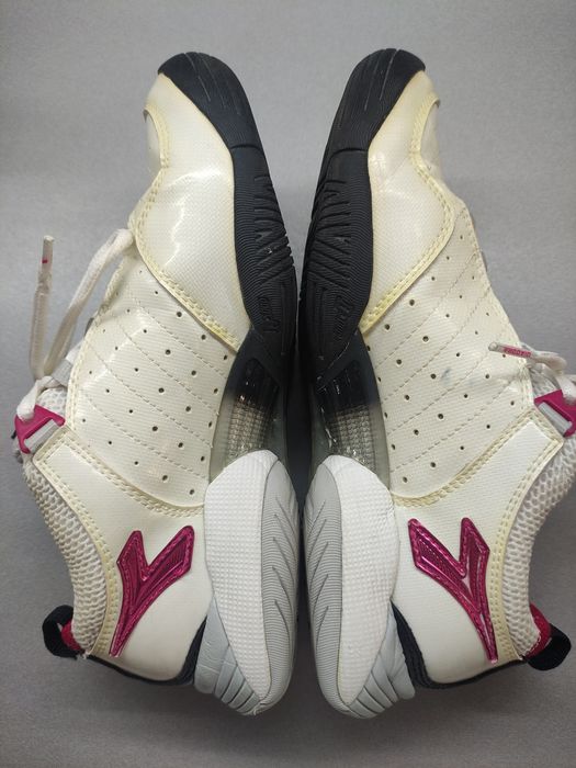 Фірмові кросівки Diadora 38,5р