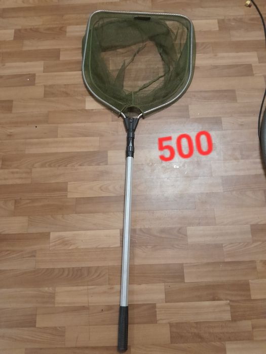 Куча рыбацких снастей 2