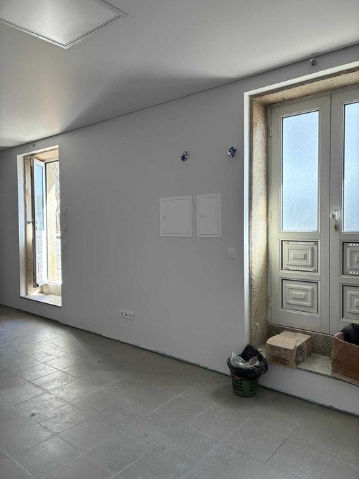 Espaço para Serviços | Santa Marta de Portuzelo (Cruzeiro)
