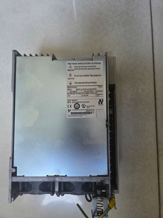 YASKAWA SGDV-120D11A Servopack