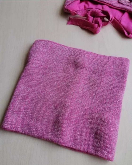 Нова шапка, снуд(хомут), комплект 46-48, 1-2 роки.