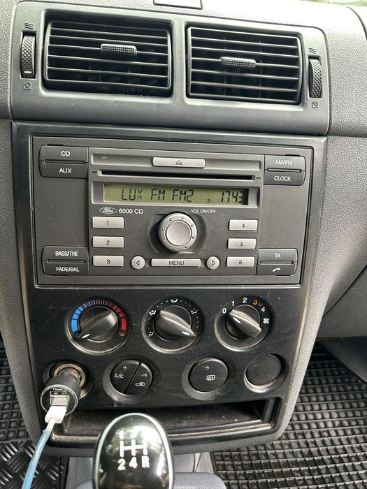 Продам робочу конячку Форд Транзіт Коннект 2007 року простий і економн