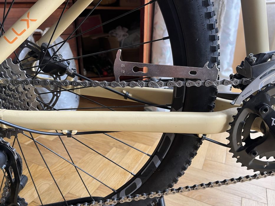 Гірський велосипед жіночий CYCLONE LLX 27,5"