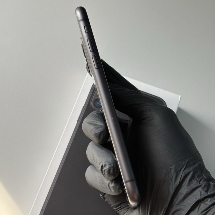 Apple iPhone 11 128 Gb (Black)