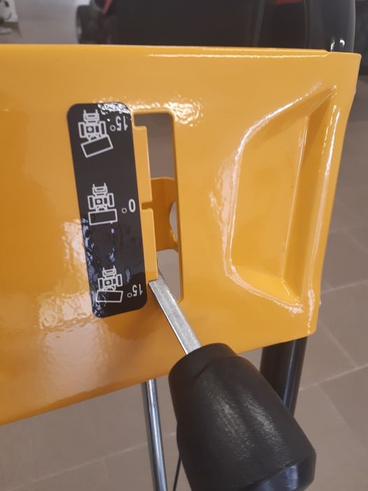 Zamiatarka spalinowa VEGA KCB25-F Loncin 6,5 KM 80 cm 3w1
