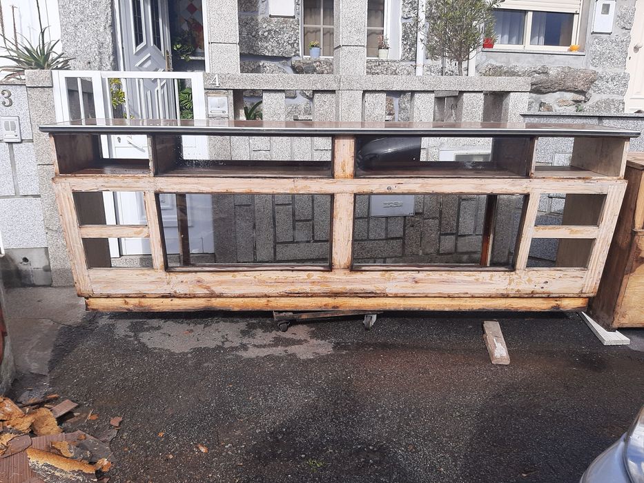 Antigos Balcões de Tasca Em Madeira