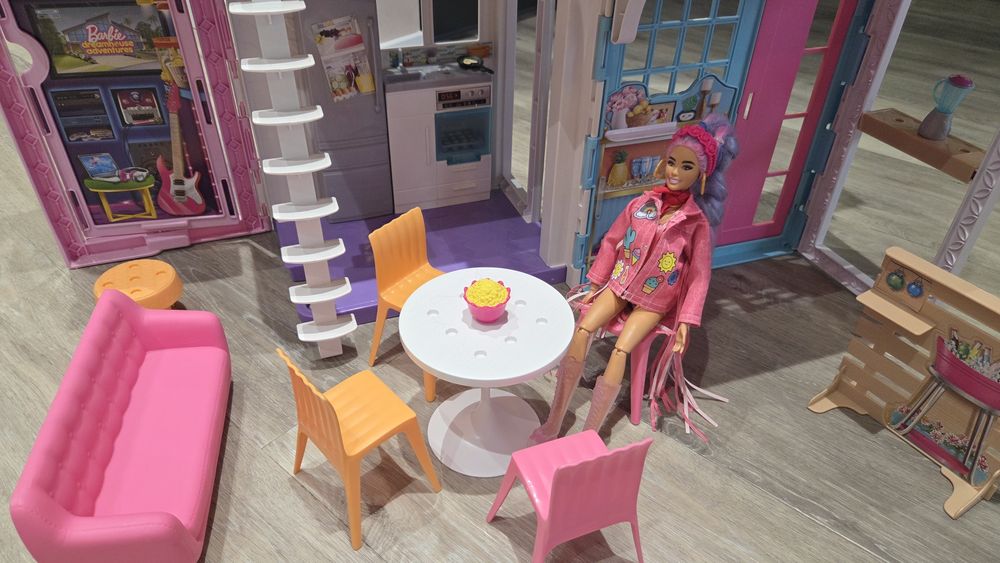 Продам будинок для barbie