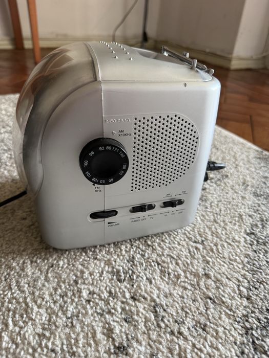 Mini televisao Stevenson