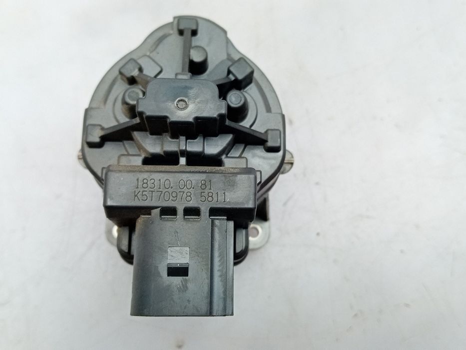 Válvula EGR OPEL Astra K