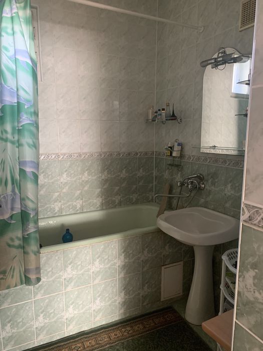 Продаж будинку, придатного для проживаня декількох сімей