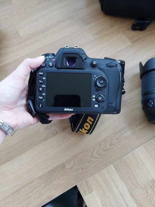 Nikon D7100  + 18-140mm + grip + torba – super stan!