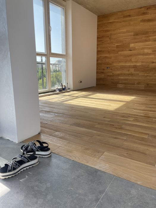 Паркетний масив дуб дошка паркет підвіконня