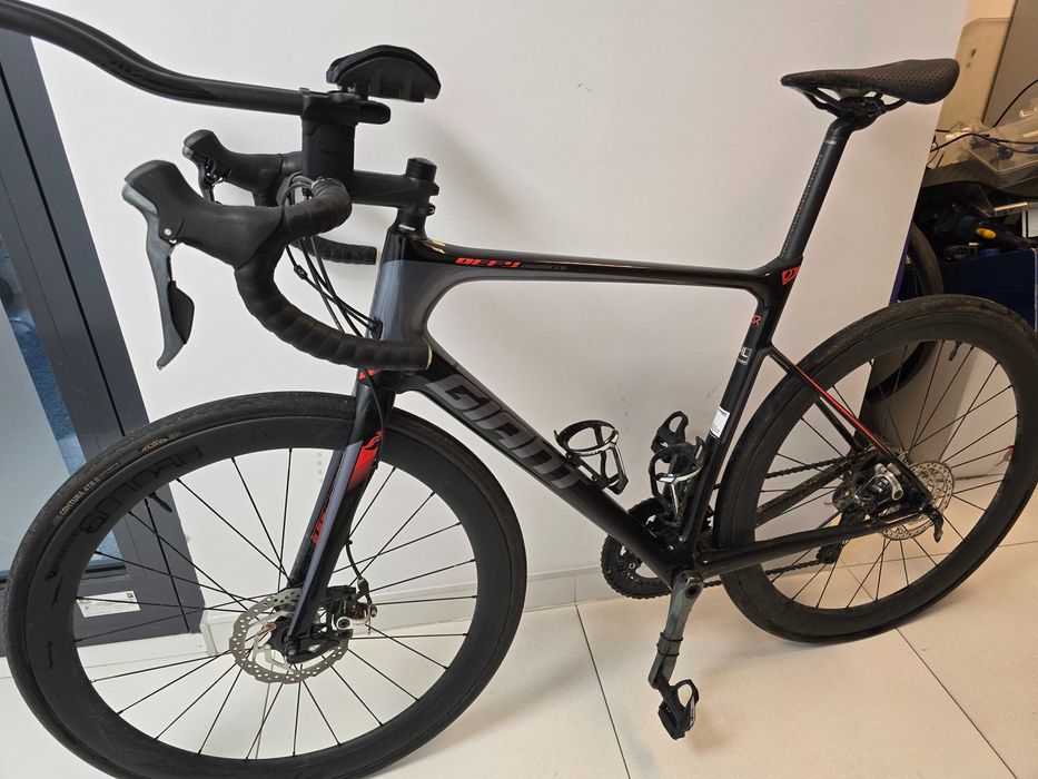 Giant defy carbon, bontrager 50 m54