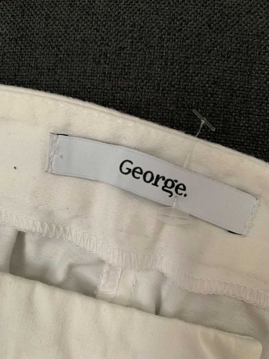 Białe spodnie George - rozmiar M