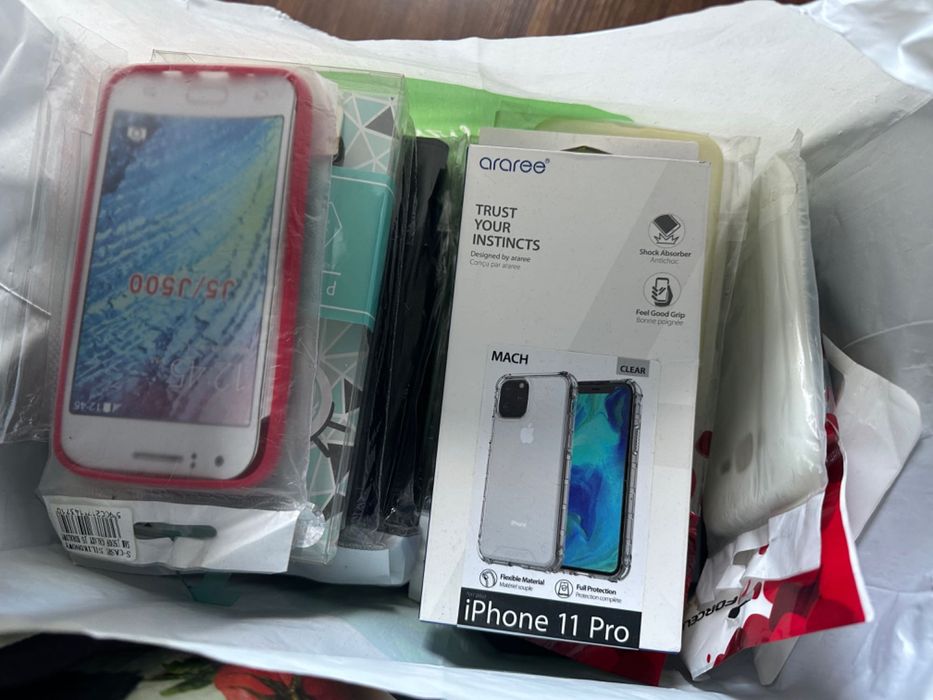 Lote + de 300 Acessórios/Peças Telemóveis Tablets Spigen 3MK Dux Ducis