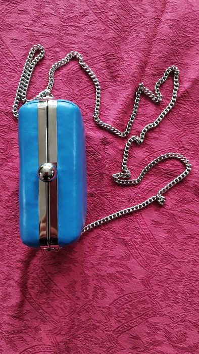 Kopertówka clutch niebieska