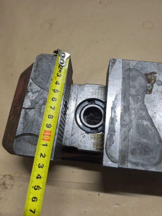 Лещата фрезерні , тиски станочні ALLMATIC HD 120