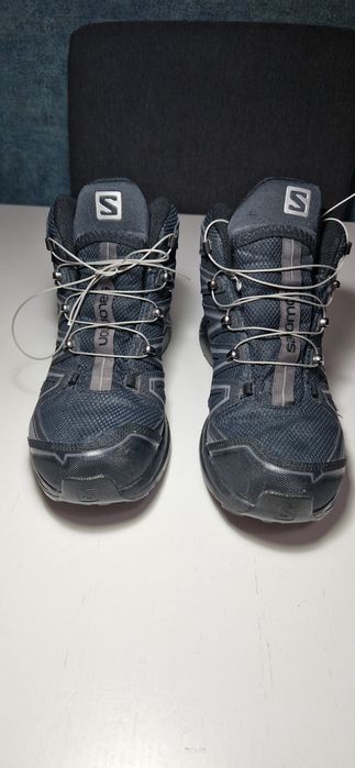 Salomon 41 1/3.        .