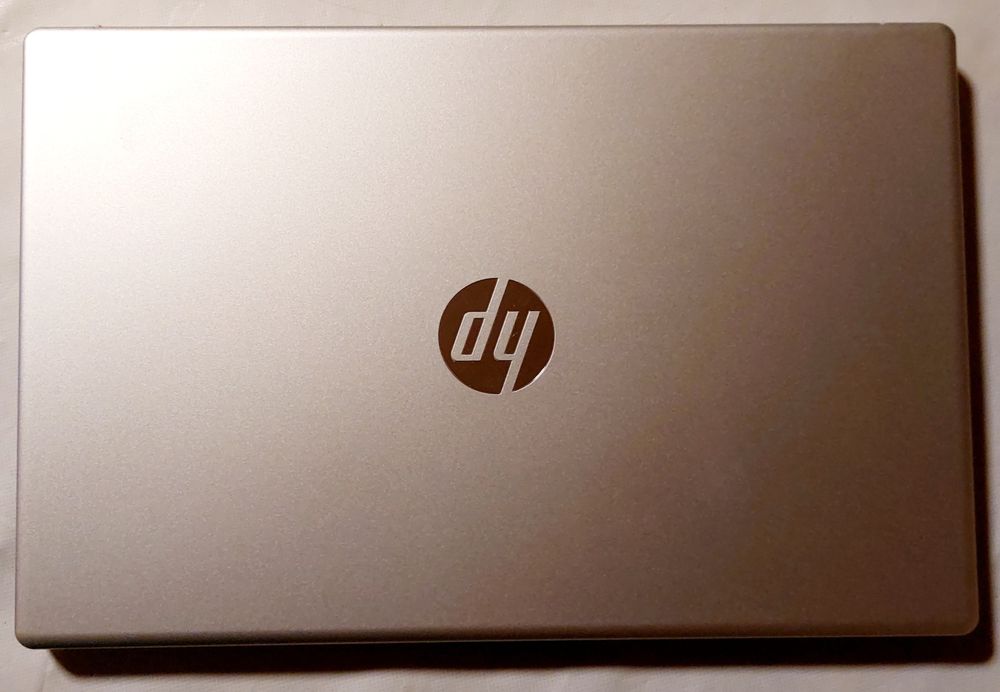 portátil HP 15- fd0098np com Windows 11