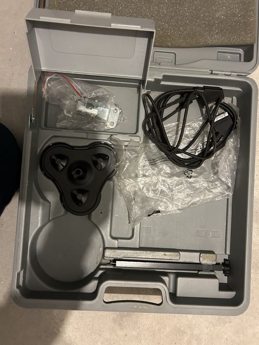 Caixa de transporte para antena parabólica e TV 19’’