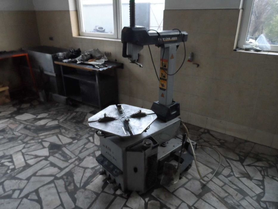 Montażownica ATH Heinl do opon kół