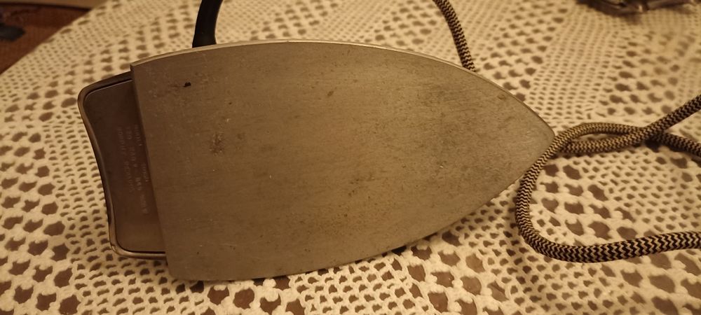Ferro de engomar Morphy Richards