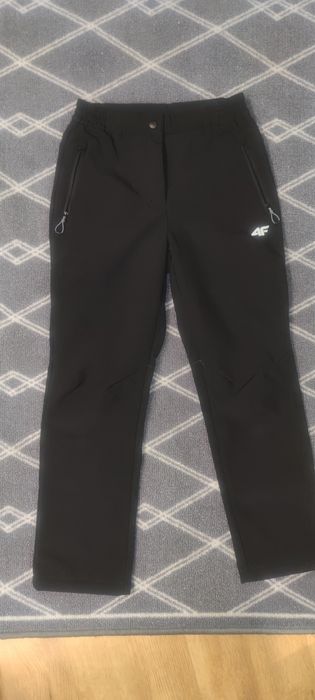 Spodnie Softshell trekkingowe 4 f rozmiar 140