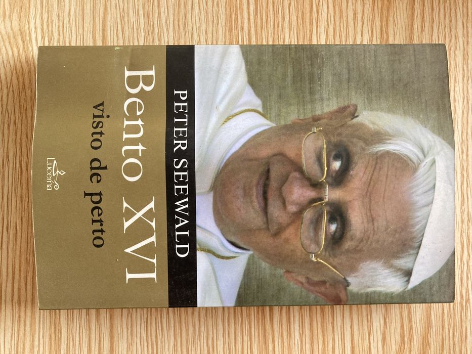 Livro “Bento XVI visto de perto”