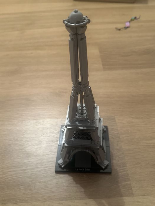 Lego Architecture Wieża Eiffla