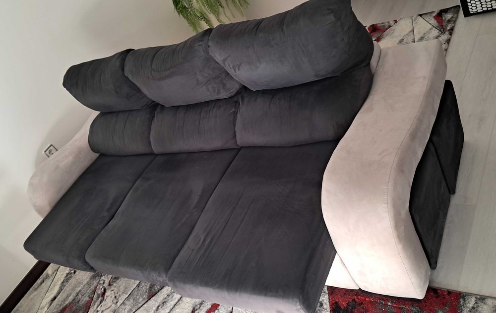 Sofá de3 lugares preto e cinzento